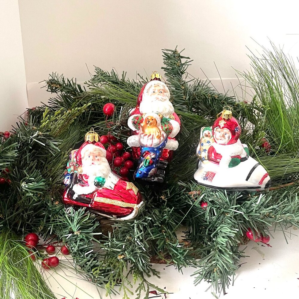 Santa Ornaments ( Set of 3 ) Glass  Dillards collection 2001.( Set 3 )